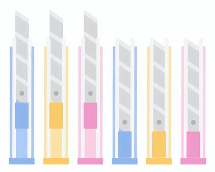 カッターナイフセット（線なし） カッターナイフ,セット,線なし,カラフル,イラスト,カット,切る,素材,文房具,工作のイラスト素材