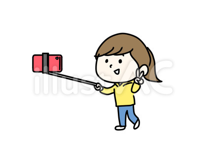 スマホで自撮りする女性