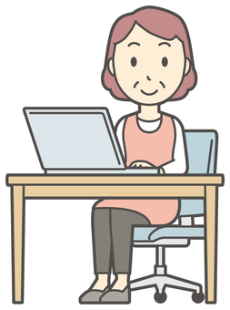  エプロンおばちゃん-228-全身 パソコン,笑顔,おばちゃん,エプロン,お母さん,ママ,中年,おばさん,主婦,人物のイラスト素材