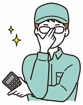 電卓を持つ作業着の男性_メガネ 作業着,作業員,帽子,メガネ,案内,水道,点検,整備,修理,車検のイラスト素材