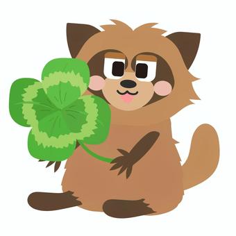 四つ葉のクローバーとたぬき クローバー,四つ葉,たぬき,生き物,動物,葉,植物,緑,運勢,幸運のイラスト素材