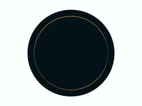 黒革金縁ラベルフレーム 黒革金縁ラベルフレーム 黒革,フレーム,金縁,丸型,背景,高級感,シック,上品,ラベル,エンブレムのイラスト素材