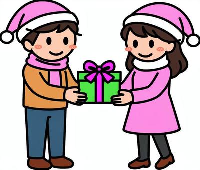 ピンクのプレゼントをもらった子供たちです