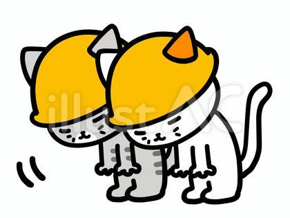 ヘルメットをかぶってお辞儀する二匹の猫1