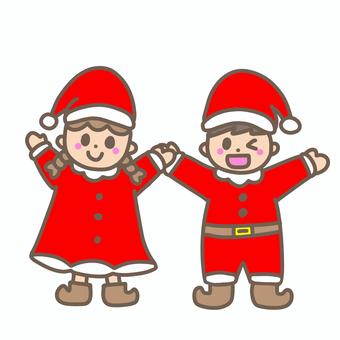 サンタさんの格好の子どもたち クリスマス