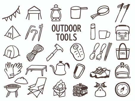 アウトドアで使う道具の線画セット アウトドア,キャンプ,テント,三角形,ドーム状,フラップ,ペグ,ロープ,タープ,簡易屋根のイラスト素材