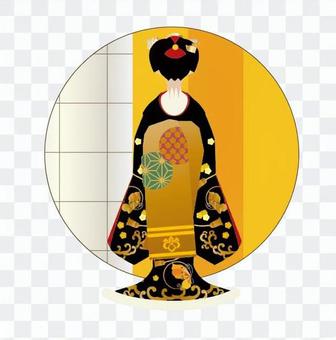 Behind the Maiko Behind the Maiko