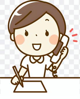 Nurse who receives phone Nurse who receives phone